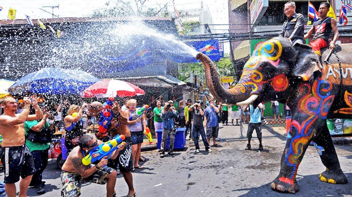 Read more about the article הסונגקראן חג המים – חג השנה החדשה של תאילנד